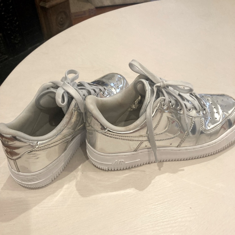 2019
Wmns Air Force 1 SP 'Liquid Metal - Chrome Size 7